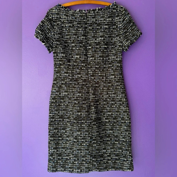 Banana Republic Black Blue Tweed Fringe Short Sleeve Wide Neck Shift Dress Sz 2 - Picture 5 of 6